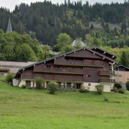 Chaleureux Et Calme A Chatel, Proche Centre, Avec Coin Montagne, Parking Et Balcon - Fr-1-693-113 Appartement *