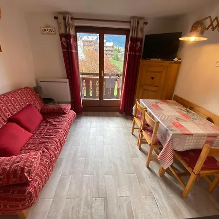 Chaleureux Et Calme A Chatel, Proche Centre, Avec Coin Montagne, Parking Et Balcon - Fr-1-693-113 Appartement Châtel