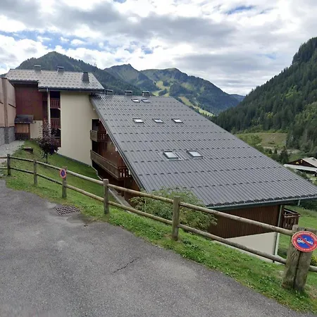 Chaleureux Et Calme A Chatel, Proche Centre, Avec Coin Montagne, Parking Et Balcon - Fr-1-693-113 Appartement *